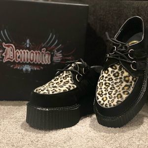 Demonia Creeper Shoes • Size W|7 M|5